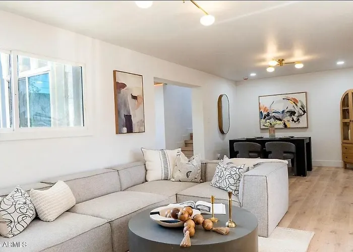 Playful Luxury - Pool, Games & Near Old Town Scottsdale