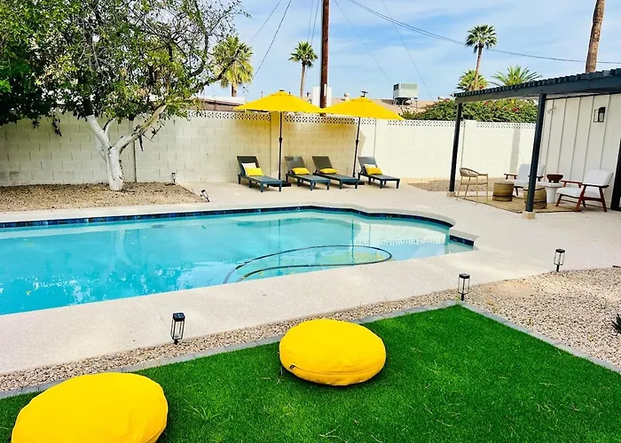 Playful Luxury - Pool, Games & Near Old Town Holiday home Scottsdale